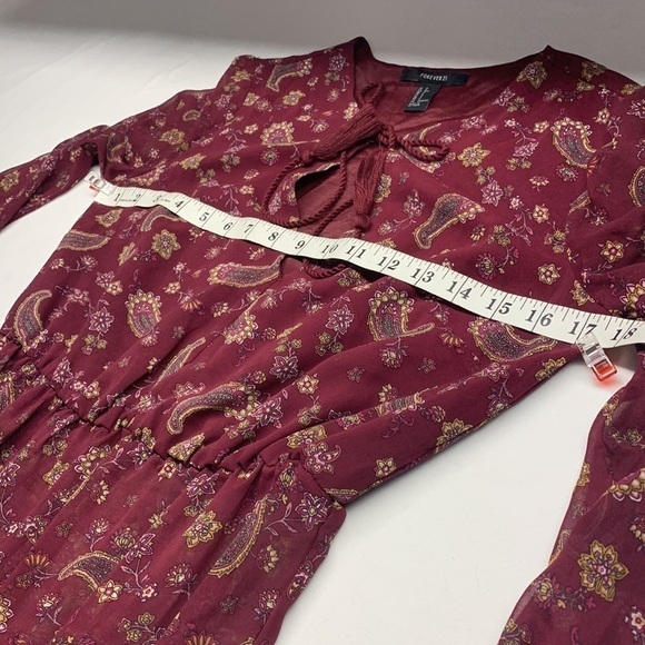 FOREVER 21 Floral Maxi Dress Tier Bottom Size Small Colour Burgundy - Picture 11 of 11